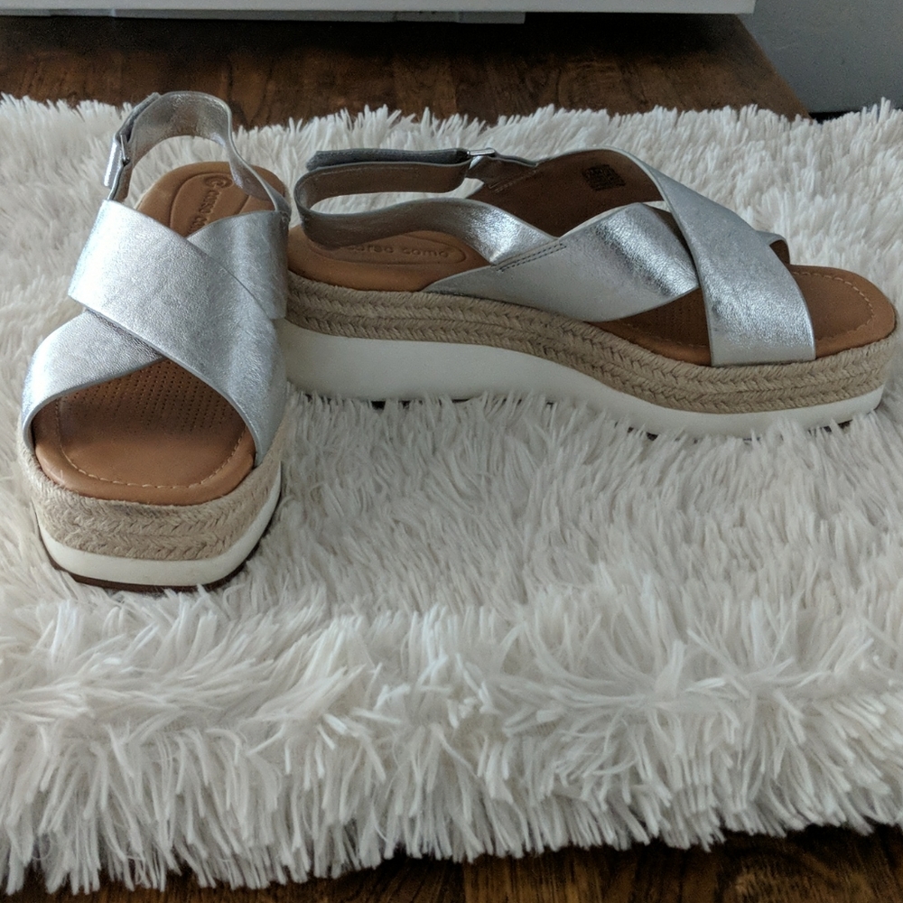 Corso como leather silver wedges.